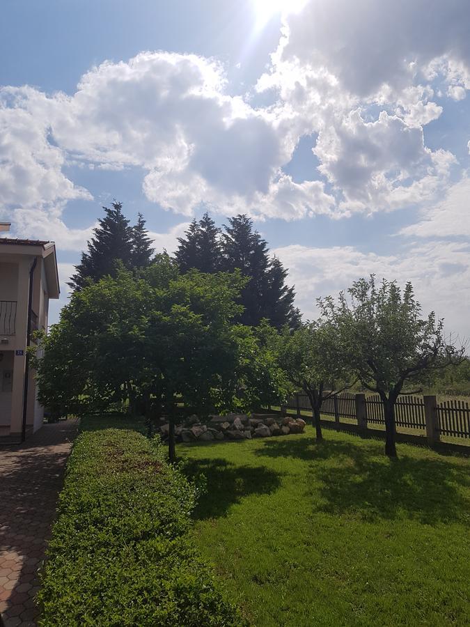 Guest House Kravica Ljubuški Exterior foto
